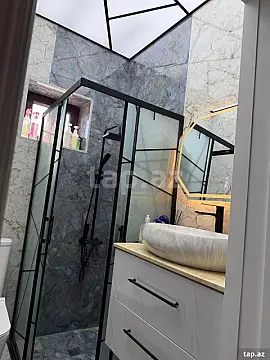 Satılır 4 otaqlı həyət evi