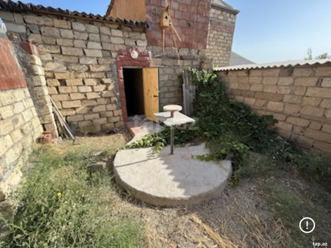 Satılır 2 otaqlı həyət evi 55 m²