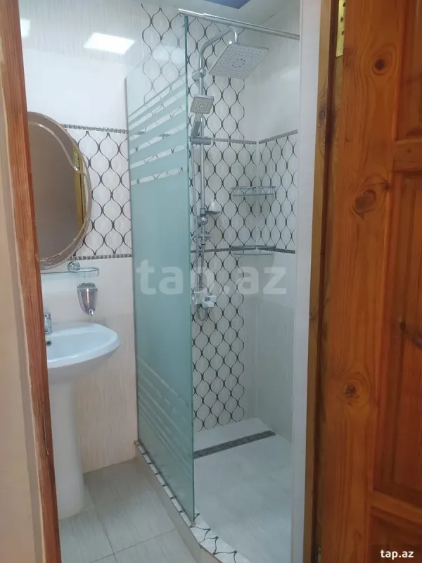 Kirayə verilir 4 otaqlı həyət evi 100 m²