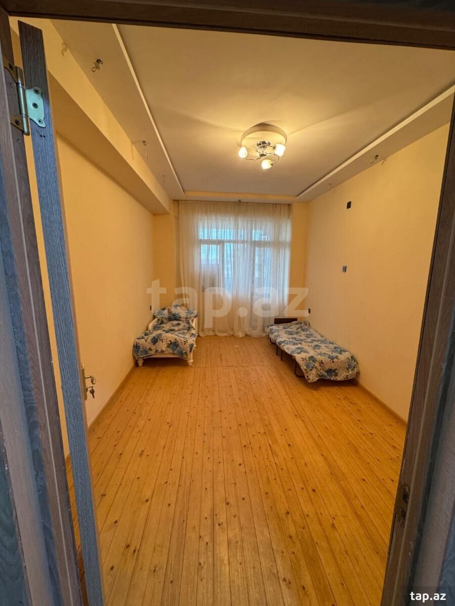 Kirayə verilir 3 otaqlı yeni tikili 85 m²
