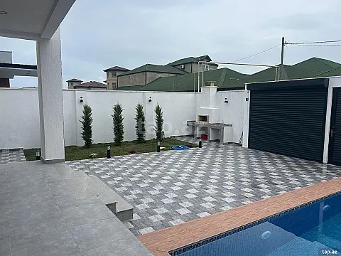 Satılır 5 otaqlı həyət evi