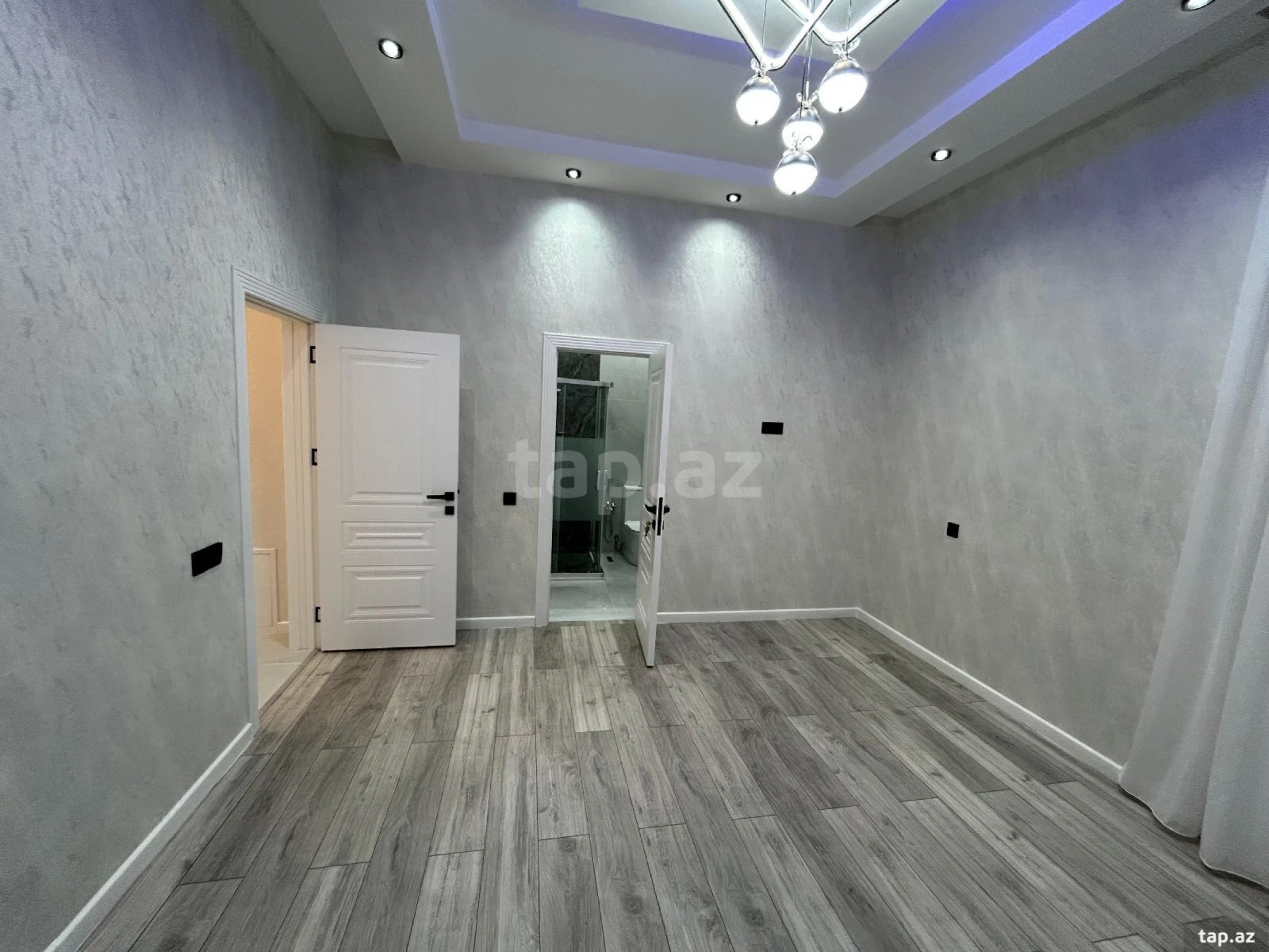 Satılır 5 otaqlı həyət evi