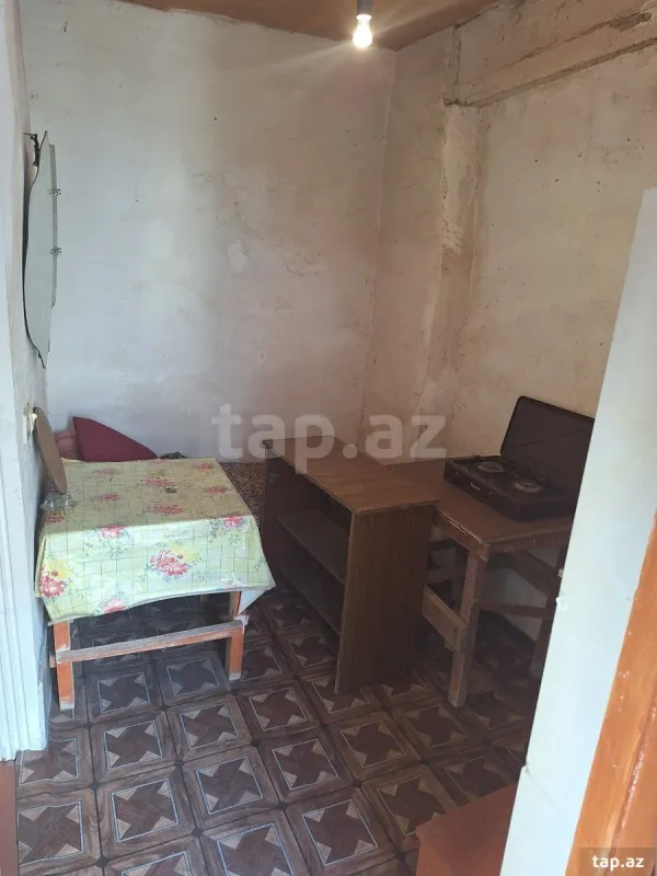Kirayə verilir 1 otaqlı həyət evi