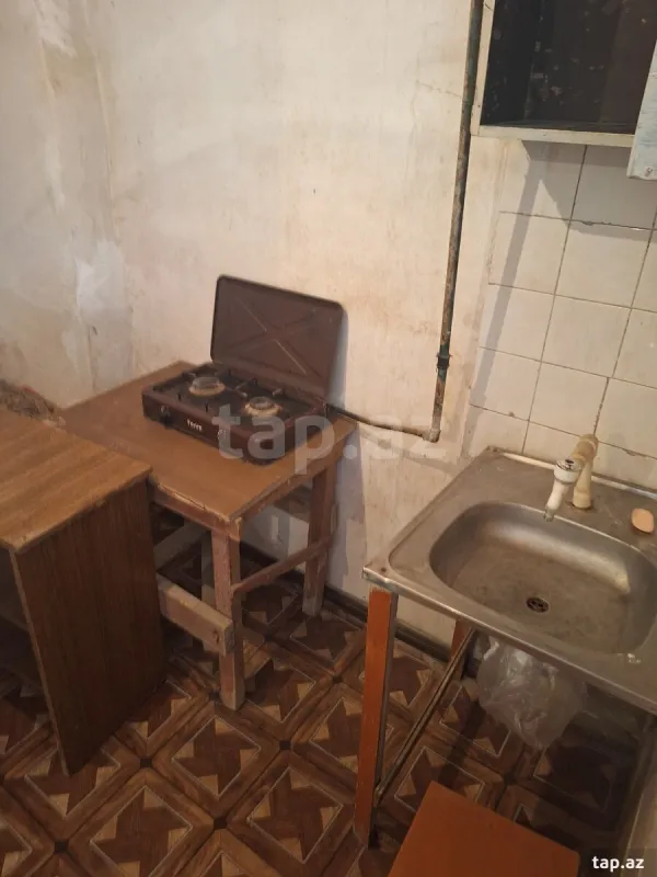 Kirayə verilir 1 otaqlı həyət evi