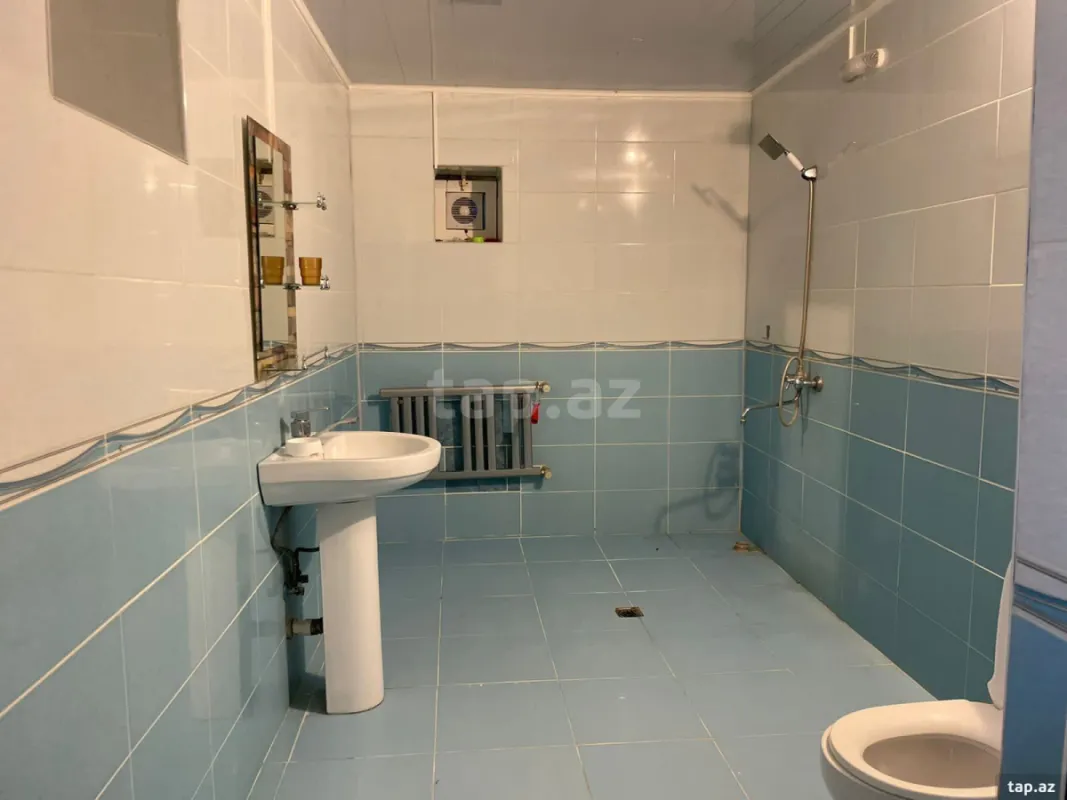 Kirayə verilir 4 otaqlı həyət evi