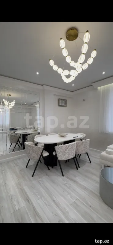 Satılır 3 otaqlı yeni tikili 117 m²