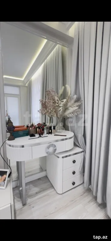 Satılır 3 otaqlı yeni tikili 117 m²