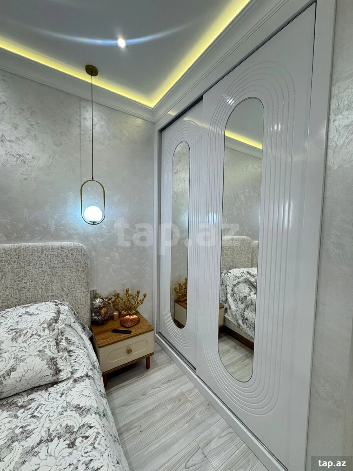 Satılır 3 otaqlı yeni tikili 117 m²