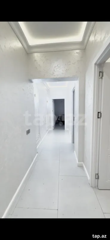 Satılır 3 otaqlı yeni tikili 117 m²