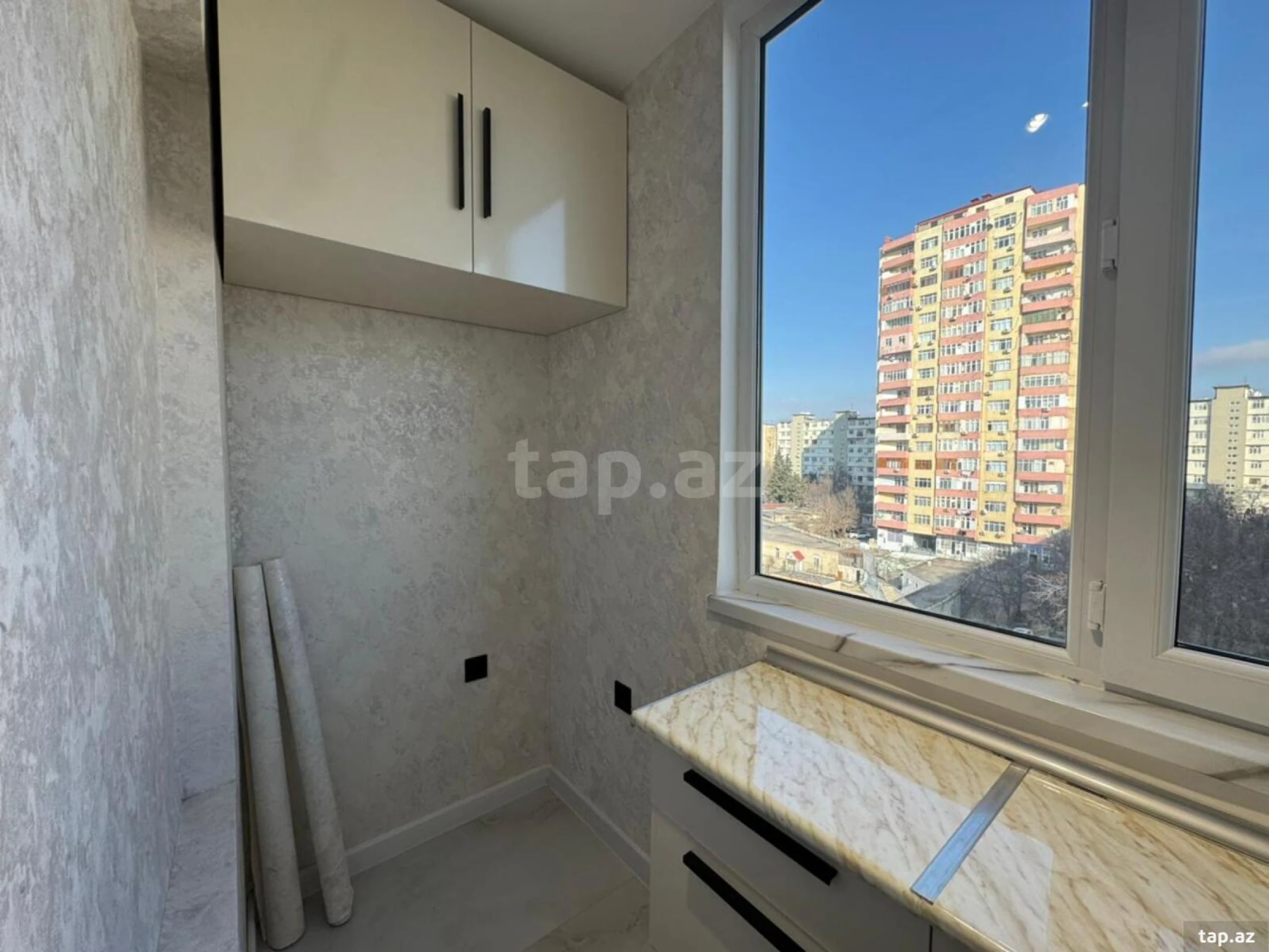 Satılır 2 otaqlı mənzil 45 m²