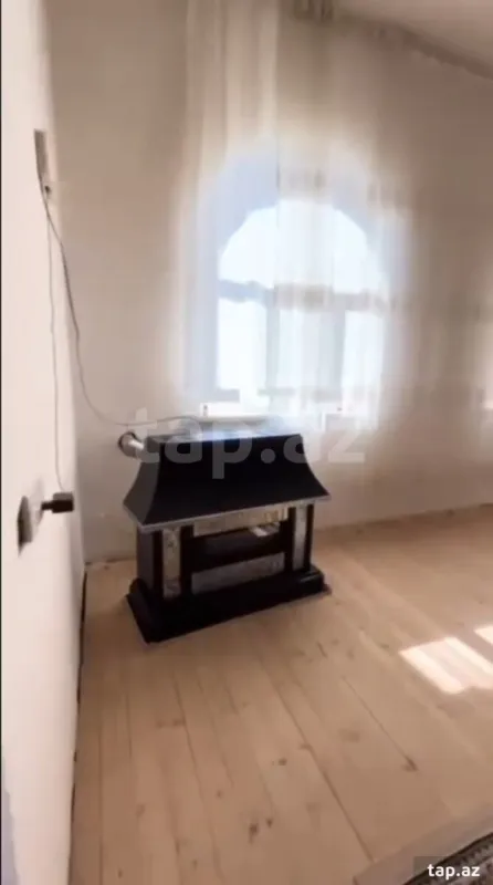 Satılır 3 otaqlı həyət evi