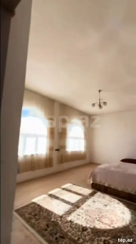 Satılır 3 otaqlı həyət evi