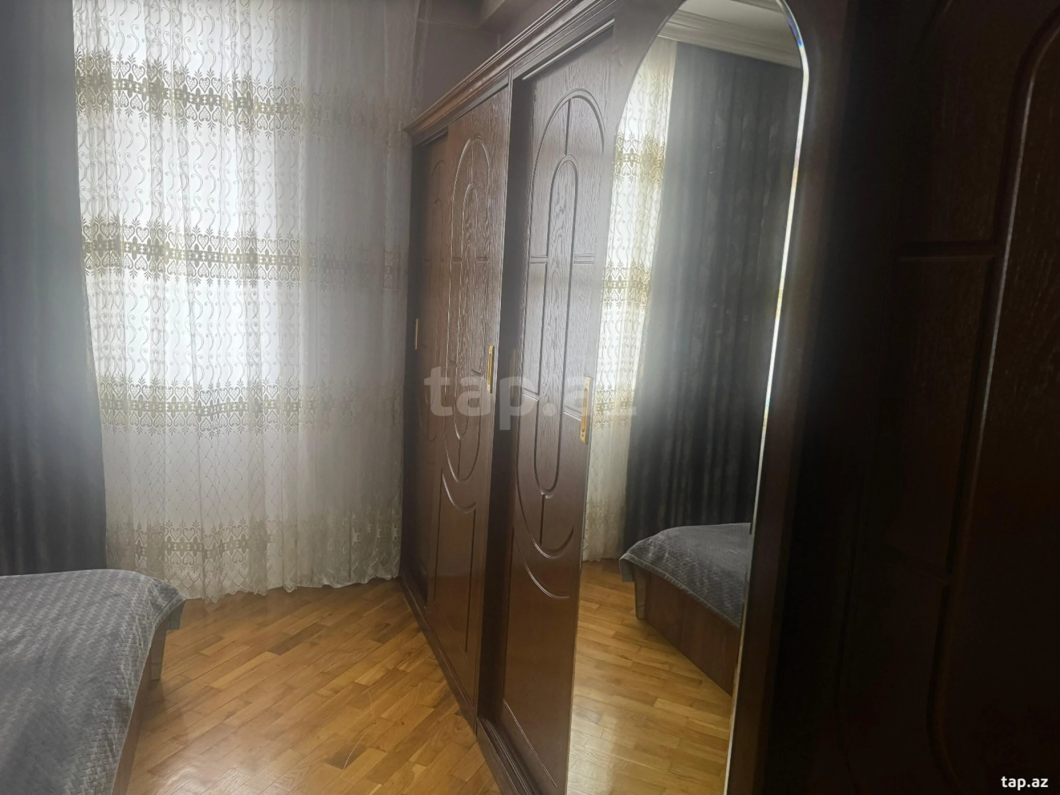 Kirayə verilir 3 otaqlı yeni tikili 110 m²