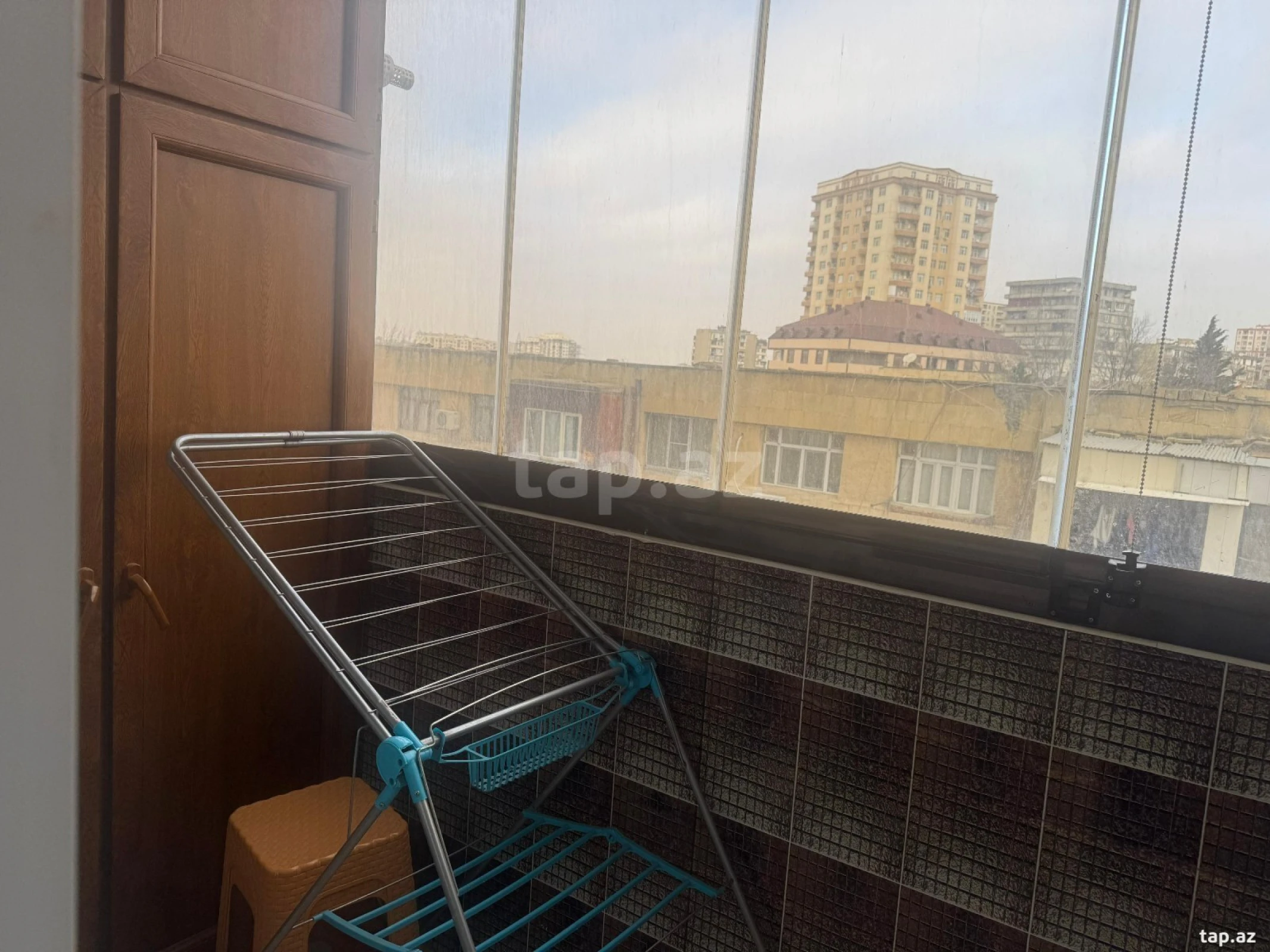 Kirayə verilir 3 otaqlı yeni tikili 110 m²