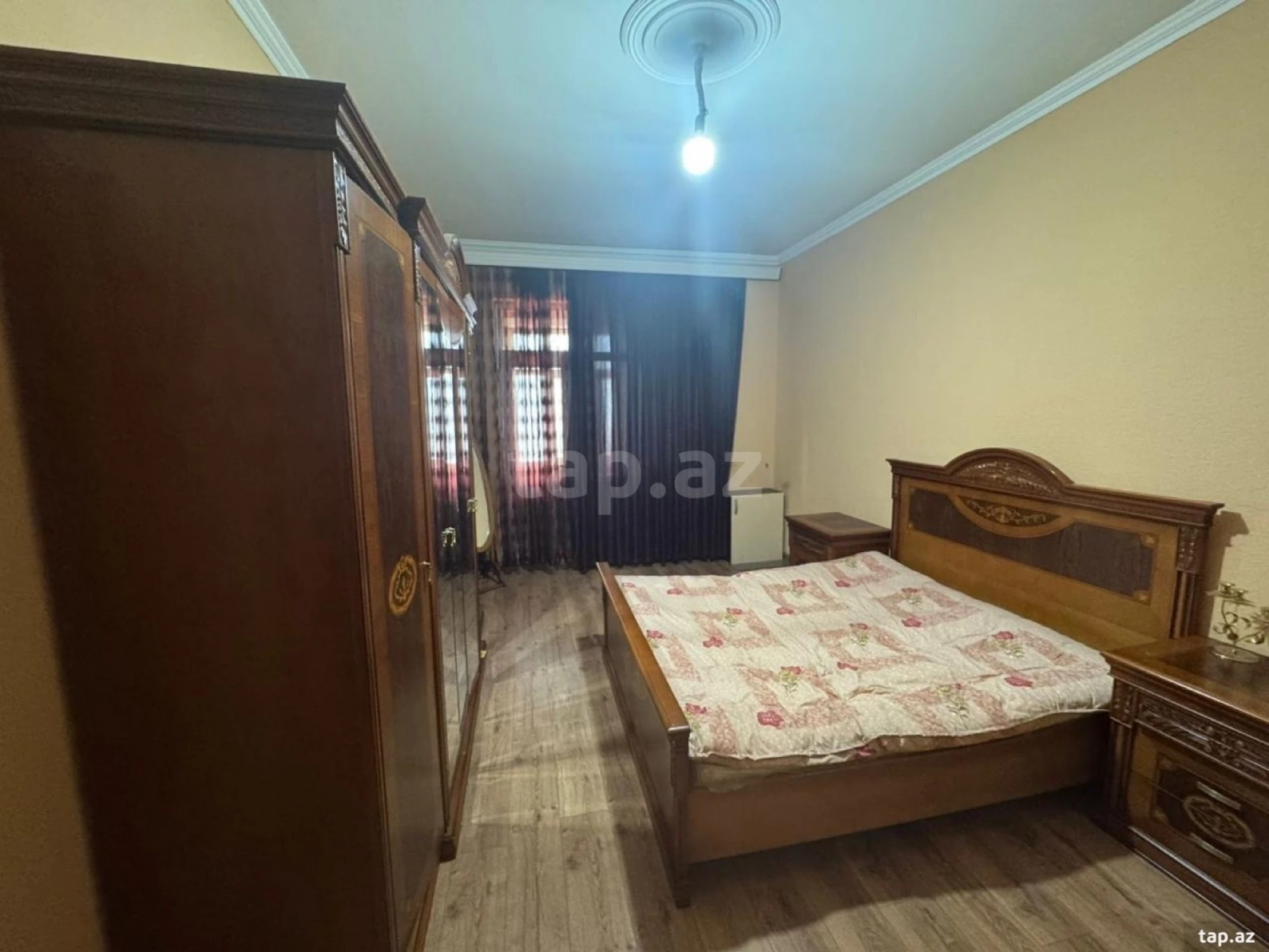 Kirayə verilir 3 otaqlı yeni tikili 170 m²