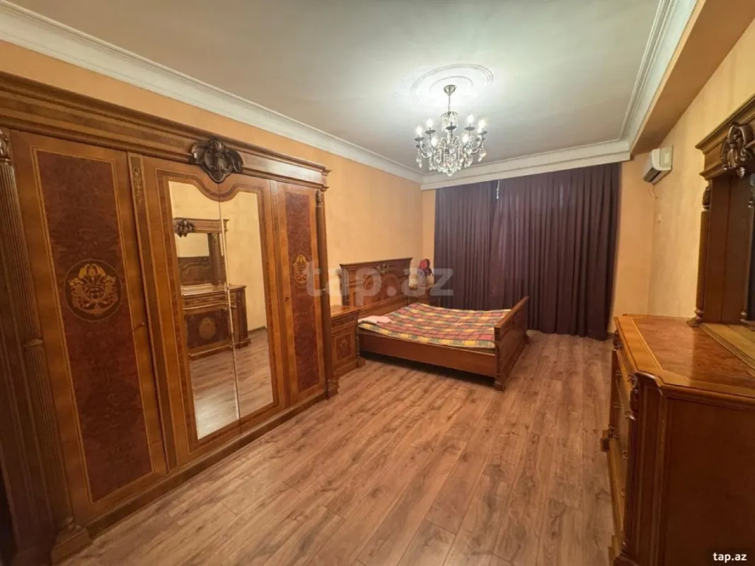 Kirayə verilir 3 otaqlı yeni tikili 170 m²