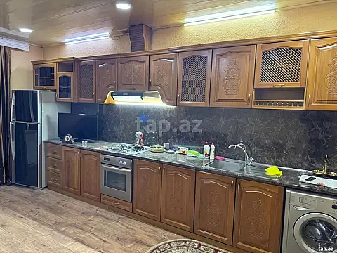 Kirayə verilir 3 otaqlı yeni tikili 170 m²