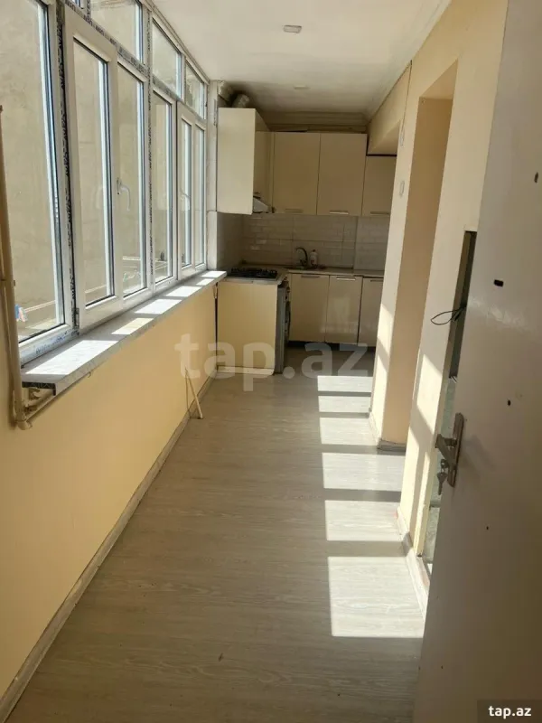 Kirayə verilir 2 otaqlı mənzil 70 m²