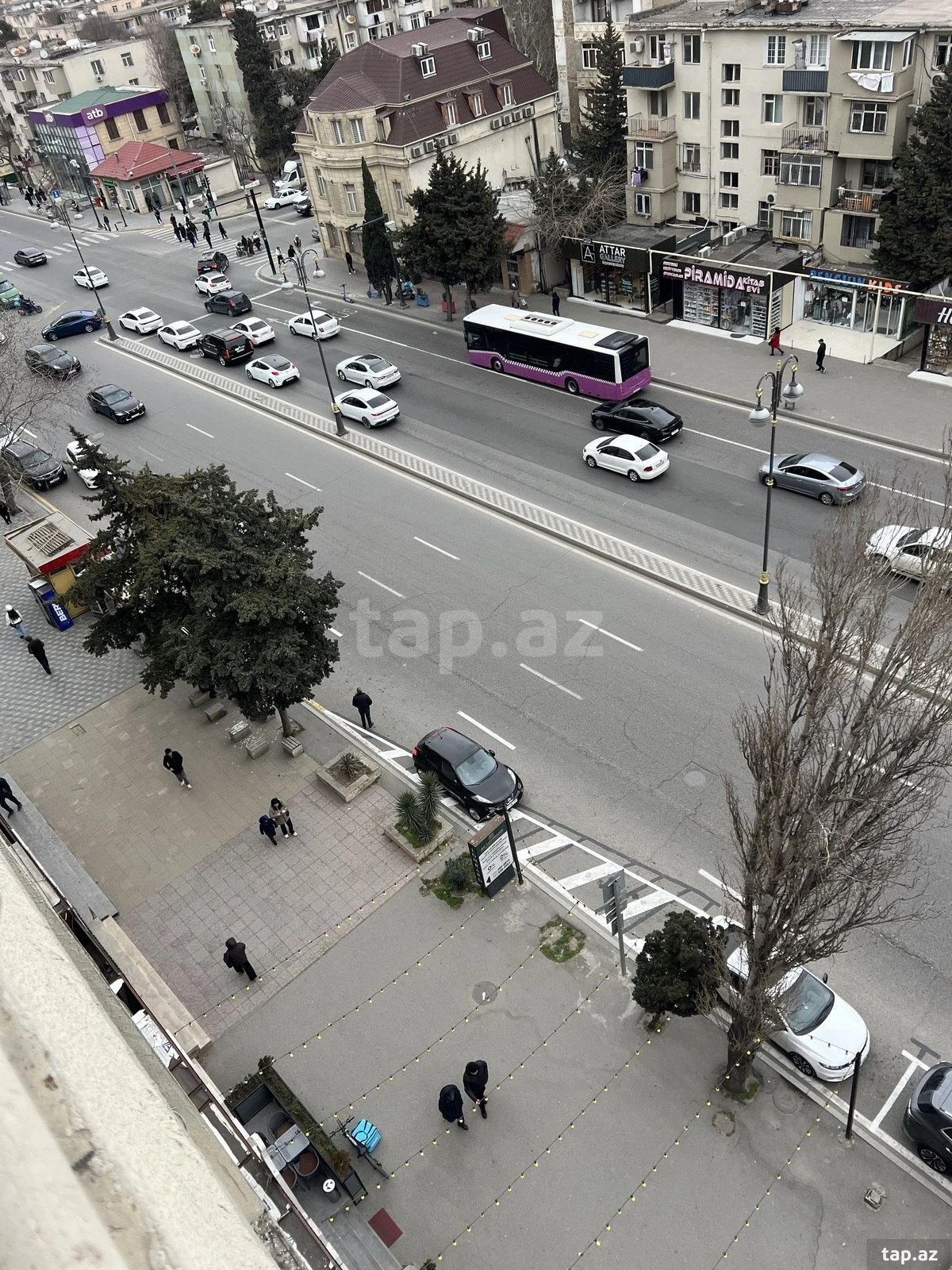 Kirayə verilir 2 otaqlı mənzil 70 m²