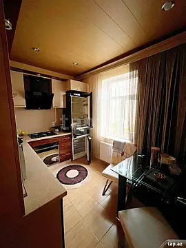 Satılır 5 otaqlı həyət evi