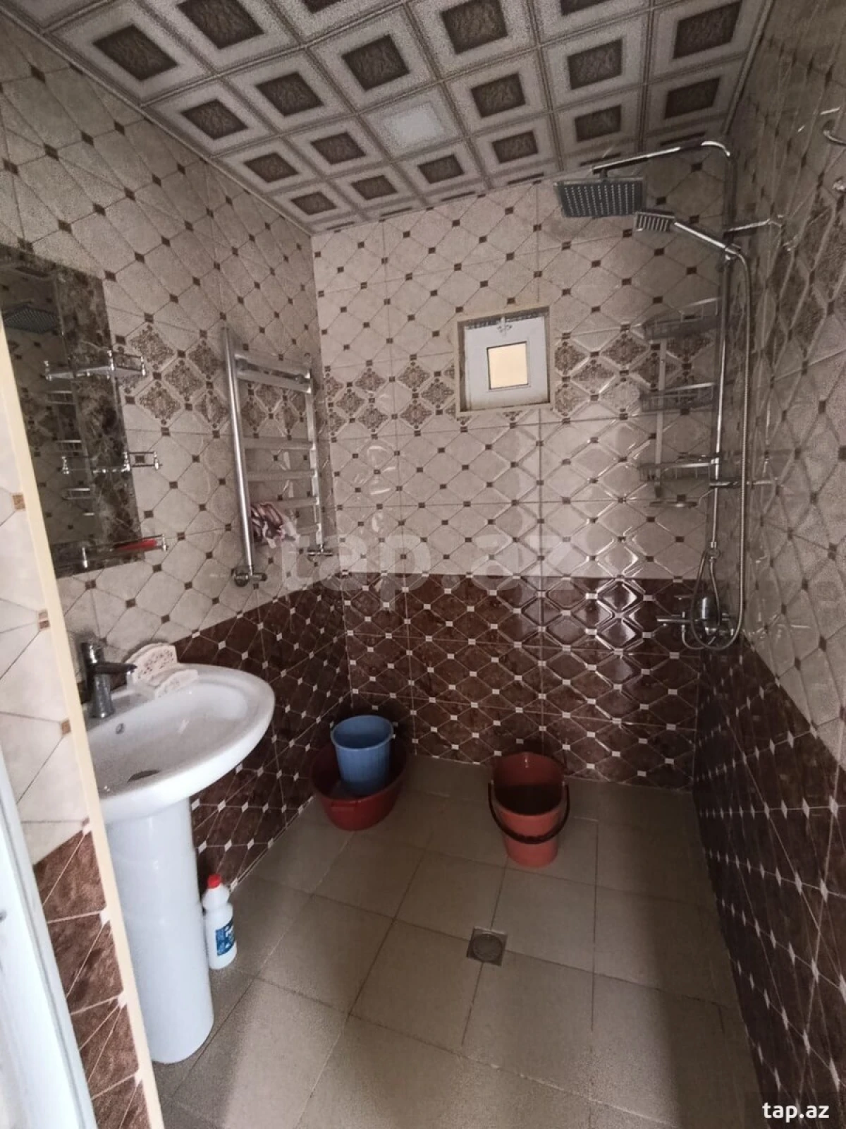 Kirayə verilir 2 otaqlı həyət evi 70 m²
