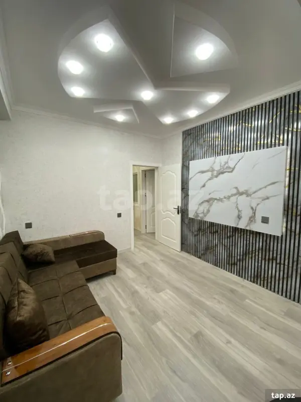 Satılır 3 otaqlı yeni tikili 61 m²