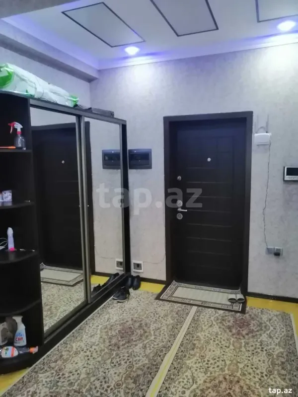 Kirayə verilir 2 otaqlı yeni tikili 92 m²