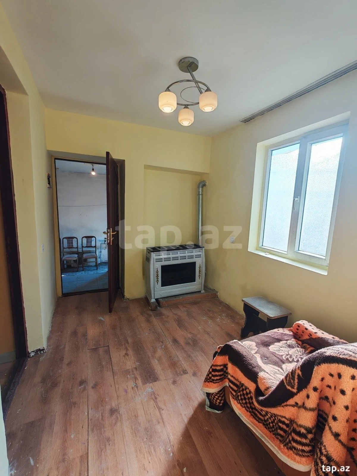 Kirayə verilir 2 otaqlı həyət evi