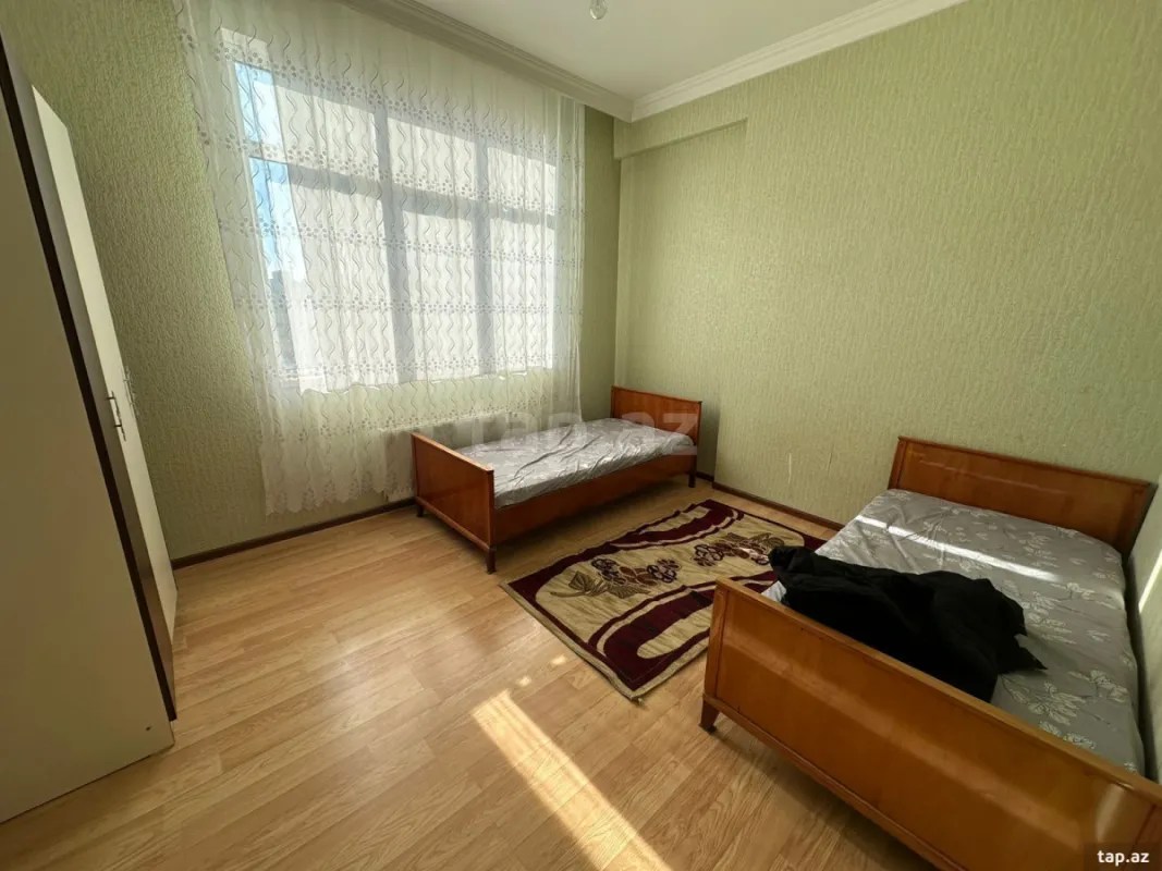Kirayə verilir 3 otaqlı yeni tikili 105 m²