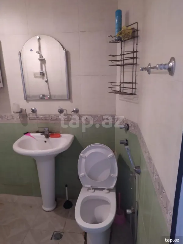 Satılır 1 otaqlı mənzil 40 m²