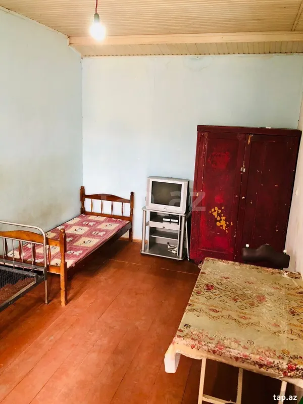 Kirayə verilir 1 otaqlı həyət evi