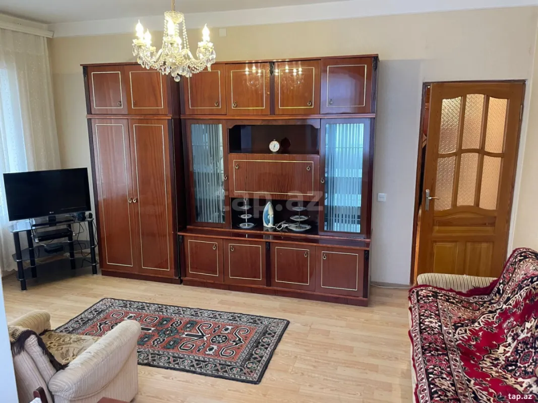 Kirayə verilir 2 otaqlı mənzil 65 m²