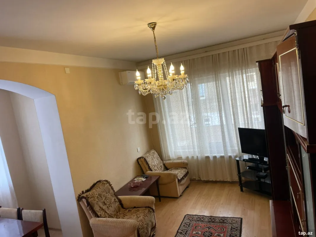 Kirayə verilir 2 otaqlı mənzil 65 m²