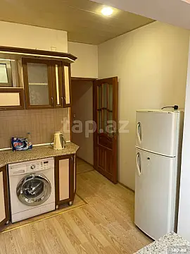 Kirayə verilir 2 otaqlı mənzil 65 m²
