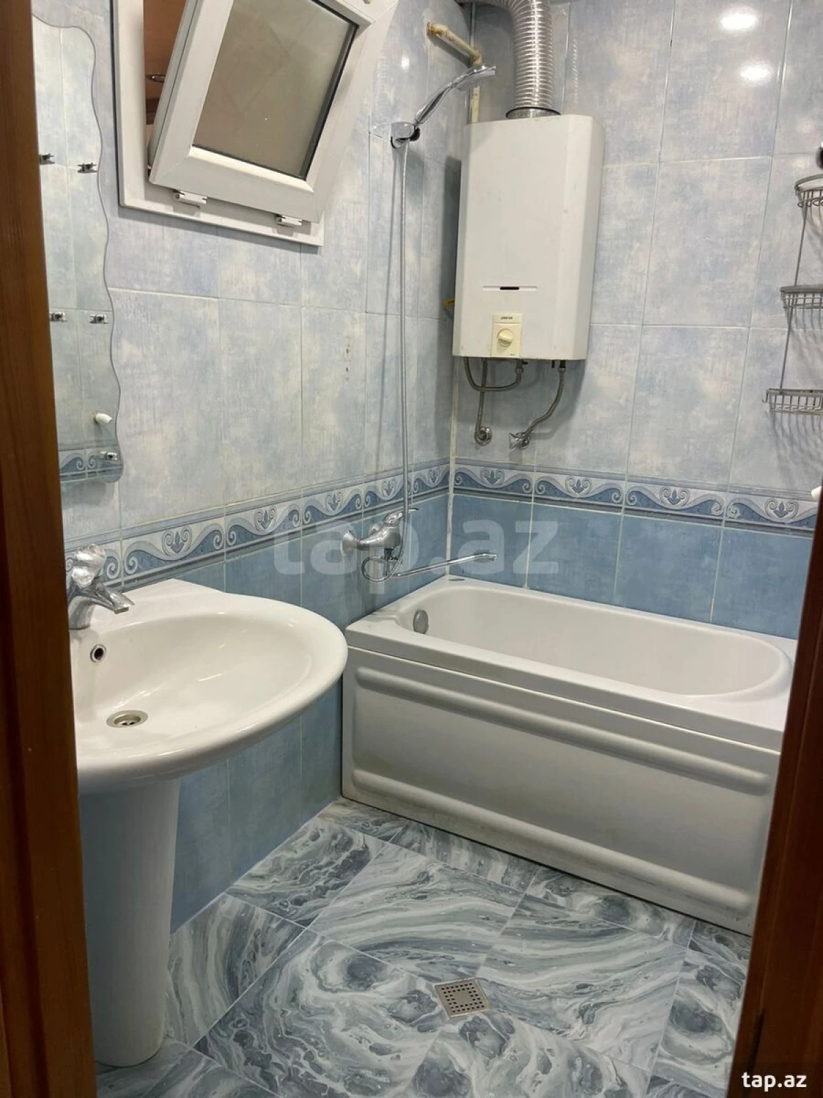 Kirayə verilir 2 otaqlı mənzil 65 m²