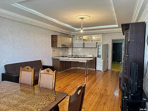 Kirayə verilir 3 otaqlı yeni tikili 81 m² — Bakı 3 otaq 81.00 m²