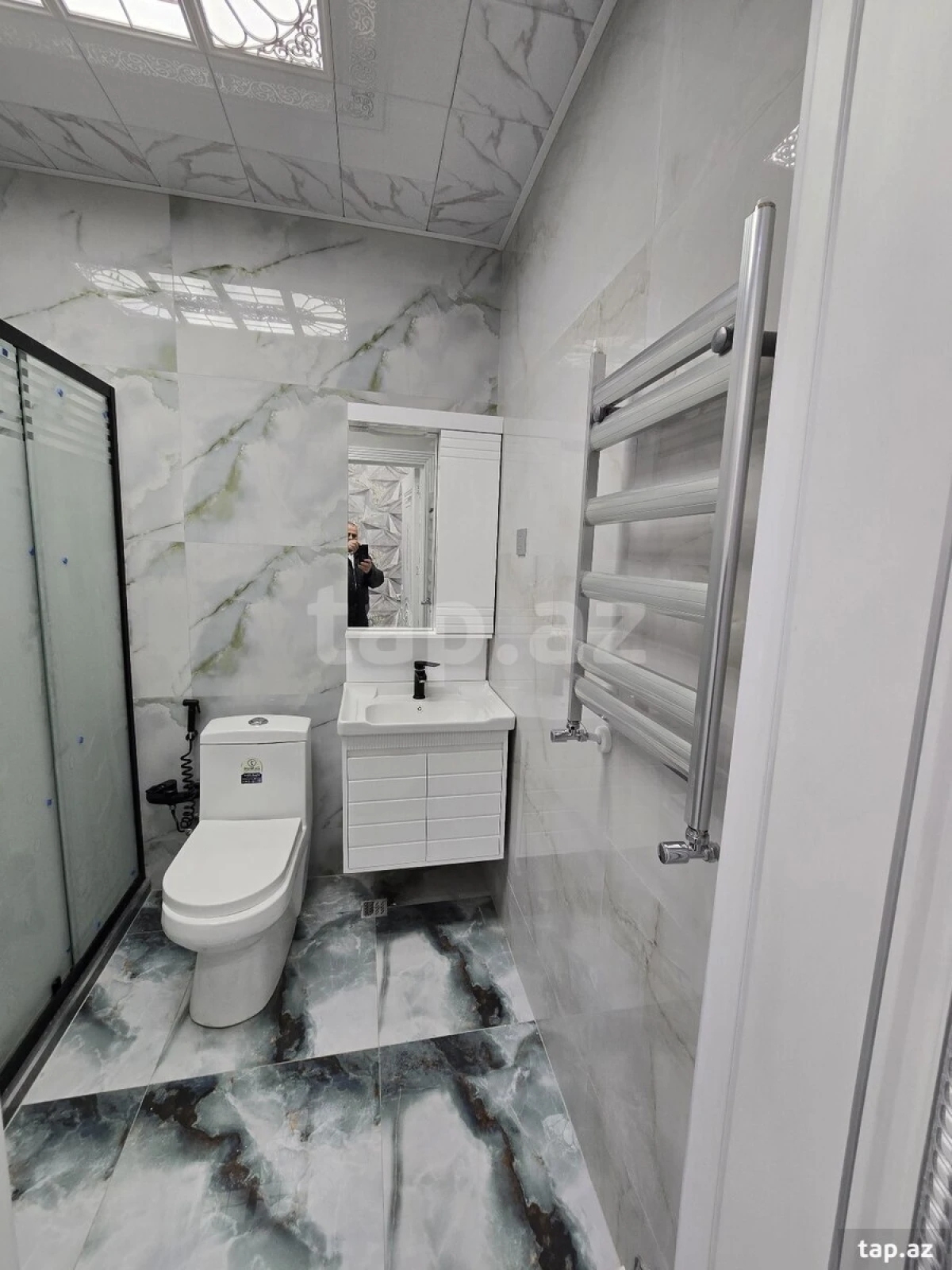 Satılır 2 otaqlı yeni tikili 52 m²