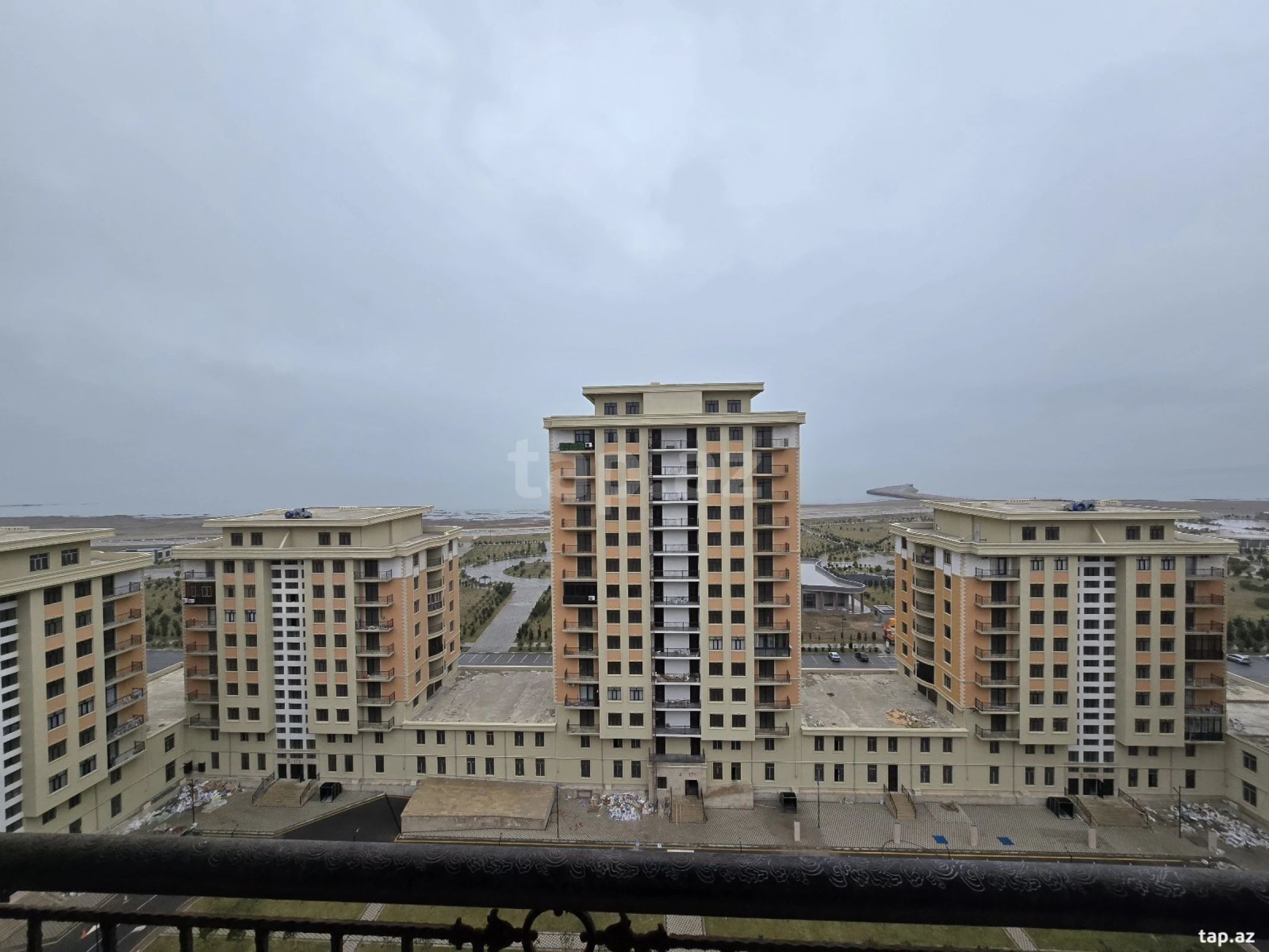Satılır 2 otaqlı yeni tikili 52 m²