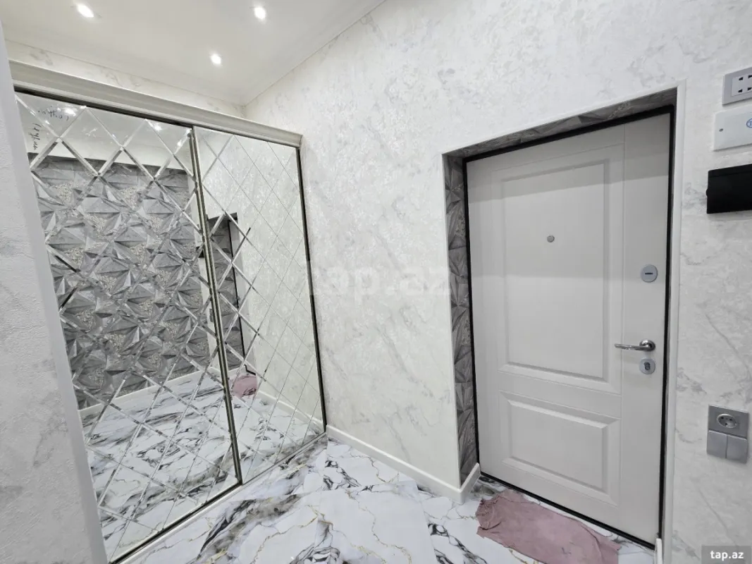 Satılır 2 otaqlı yeni tikili 52 m²