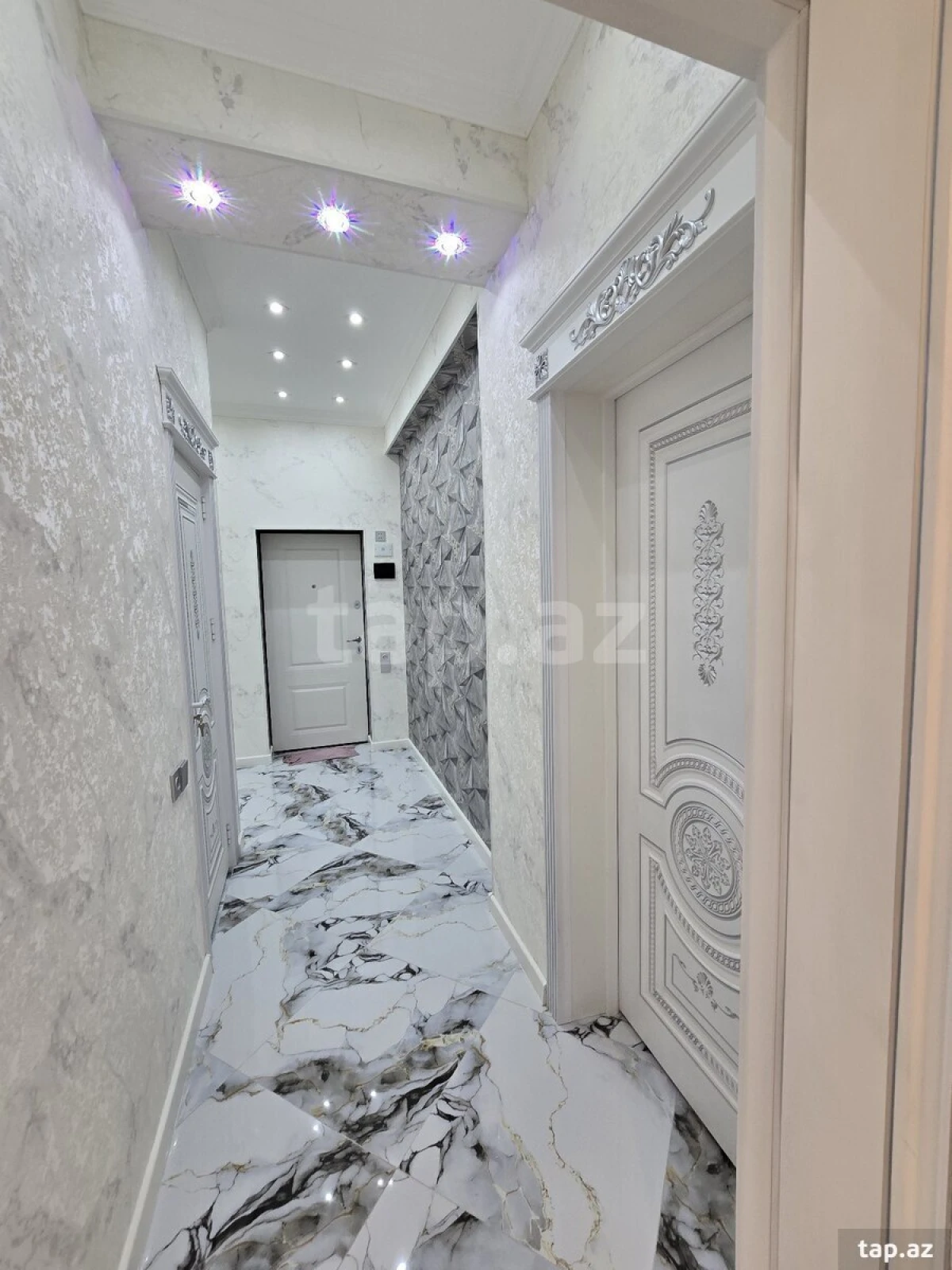 Satılır 2 otaqlı yeni tikili 52 m²