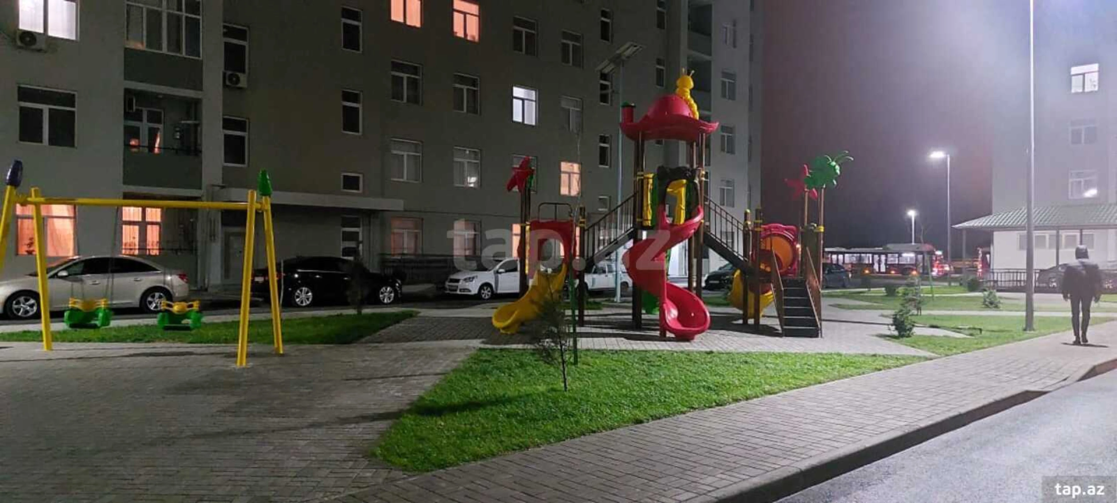 Kirayə verilir 2 otaqlı yeni tikili 60 m²