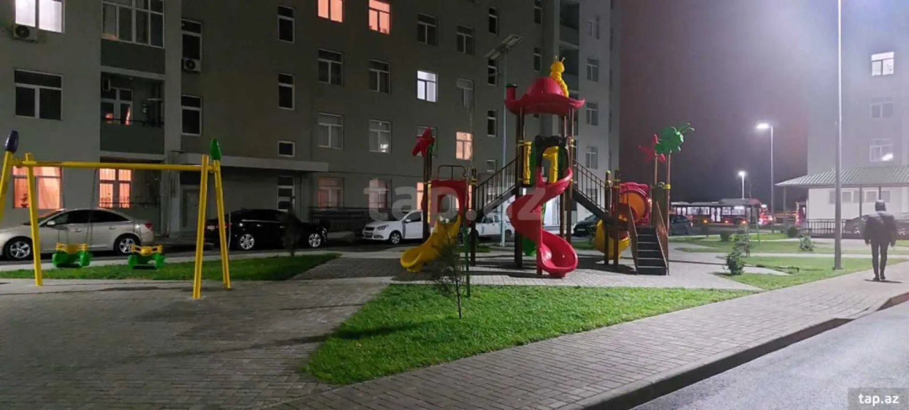 Kirayə verilir 2 otaqlı yeni tikili 60 m²