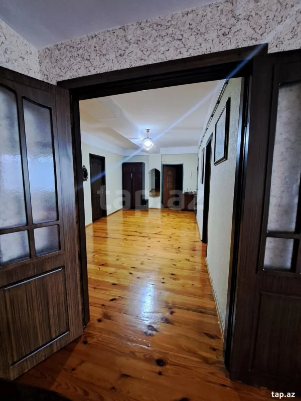 Satılır 4 otaqlı yeni tikili 131 m²