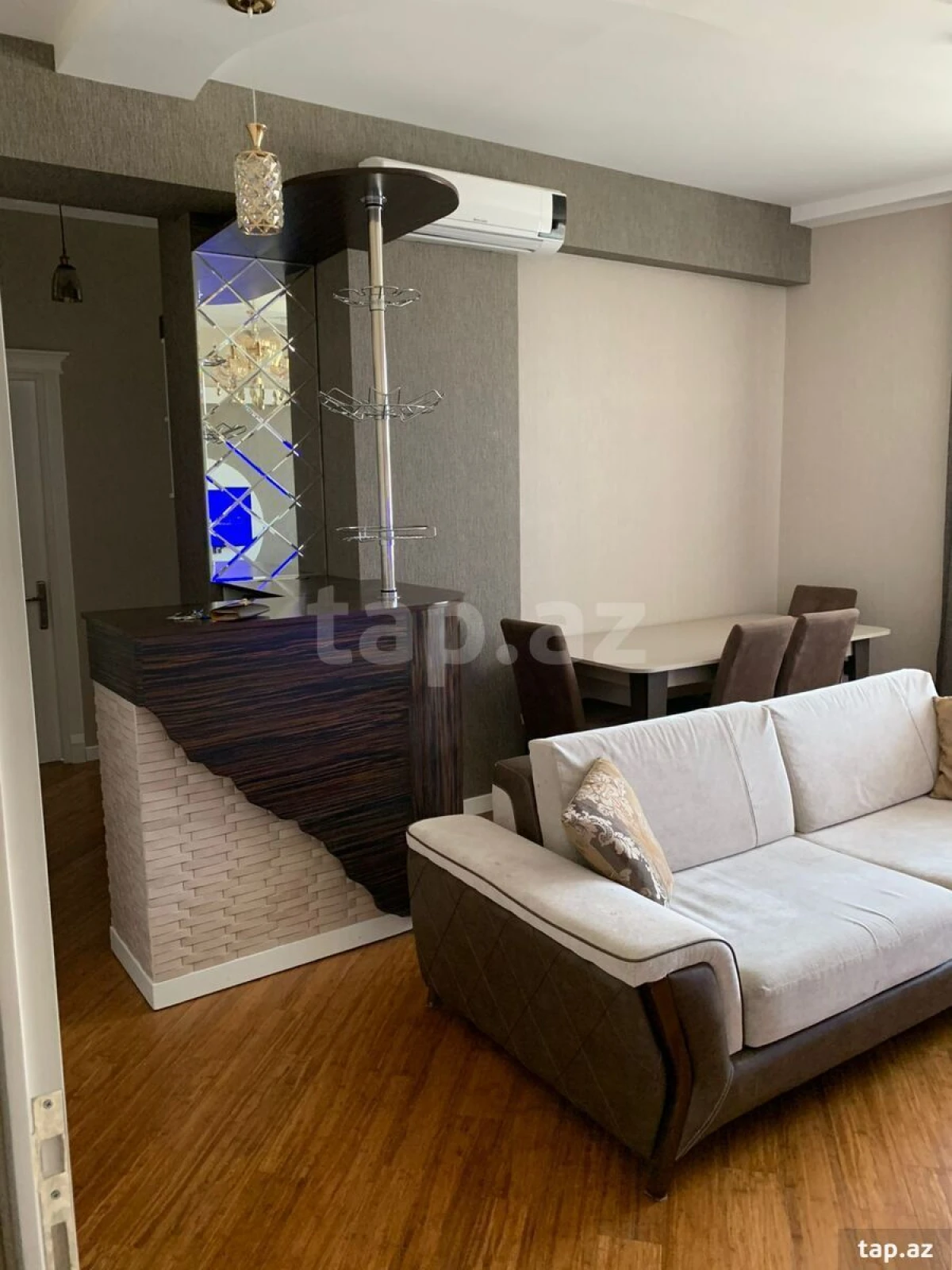 Kirayə verilir 3 otaqlı yeni tikili 86 m²
