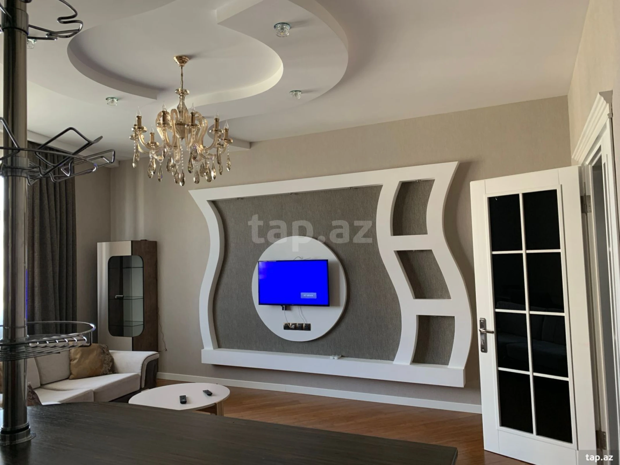 Kirayə verilir 3 otaqlı yeni tikili 86 m²