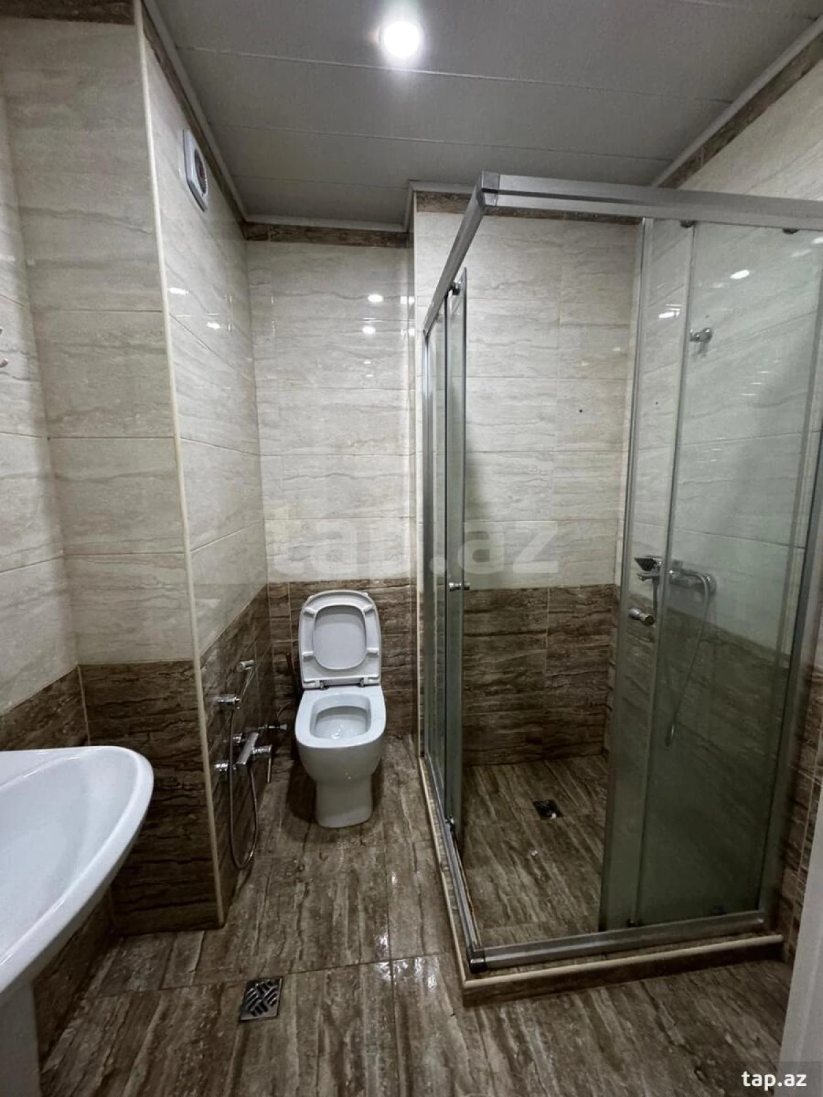 Kirayə verilir 2 otaqlı yeni tikili 90 m²