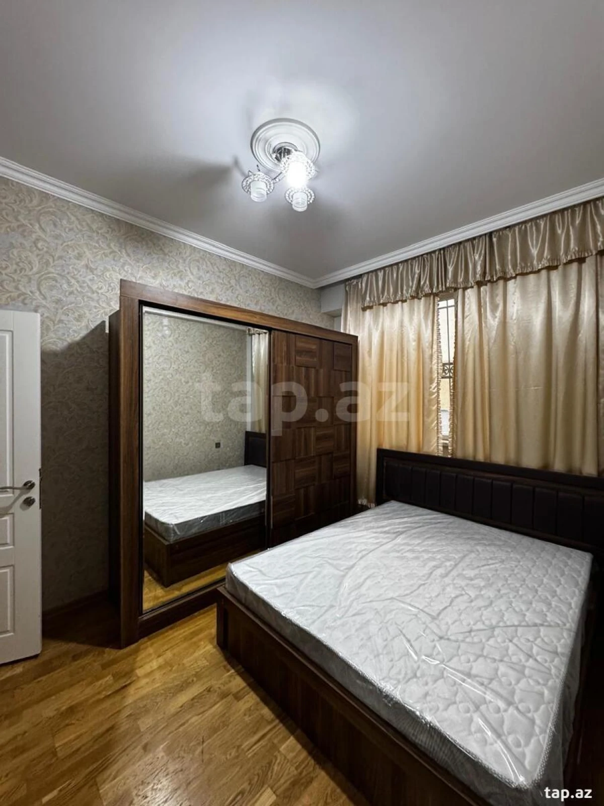 Kirayə verilir 2 otaqlı yeni tikili 90 m²