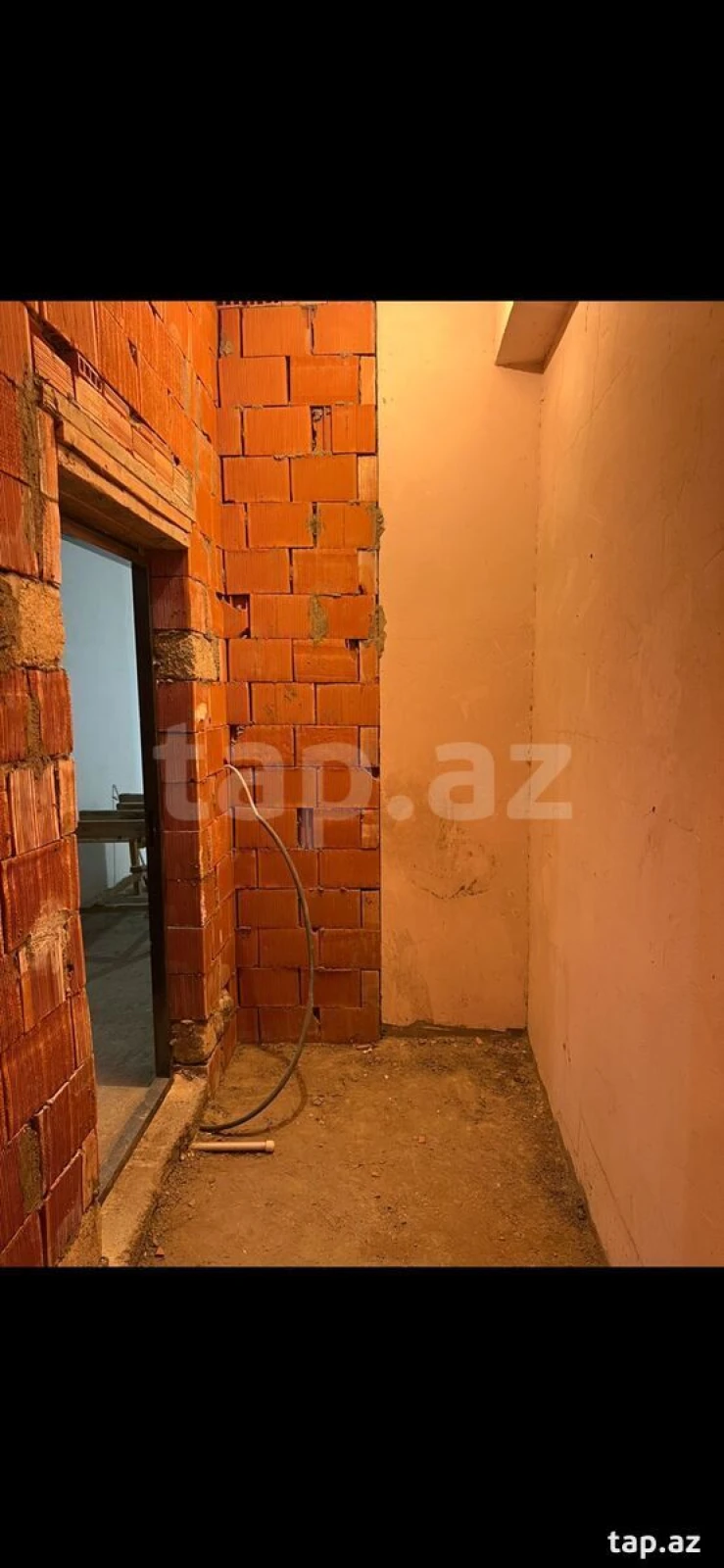 Satılır 2 otaqlı yeni tikili 68 m²