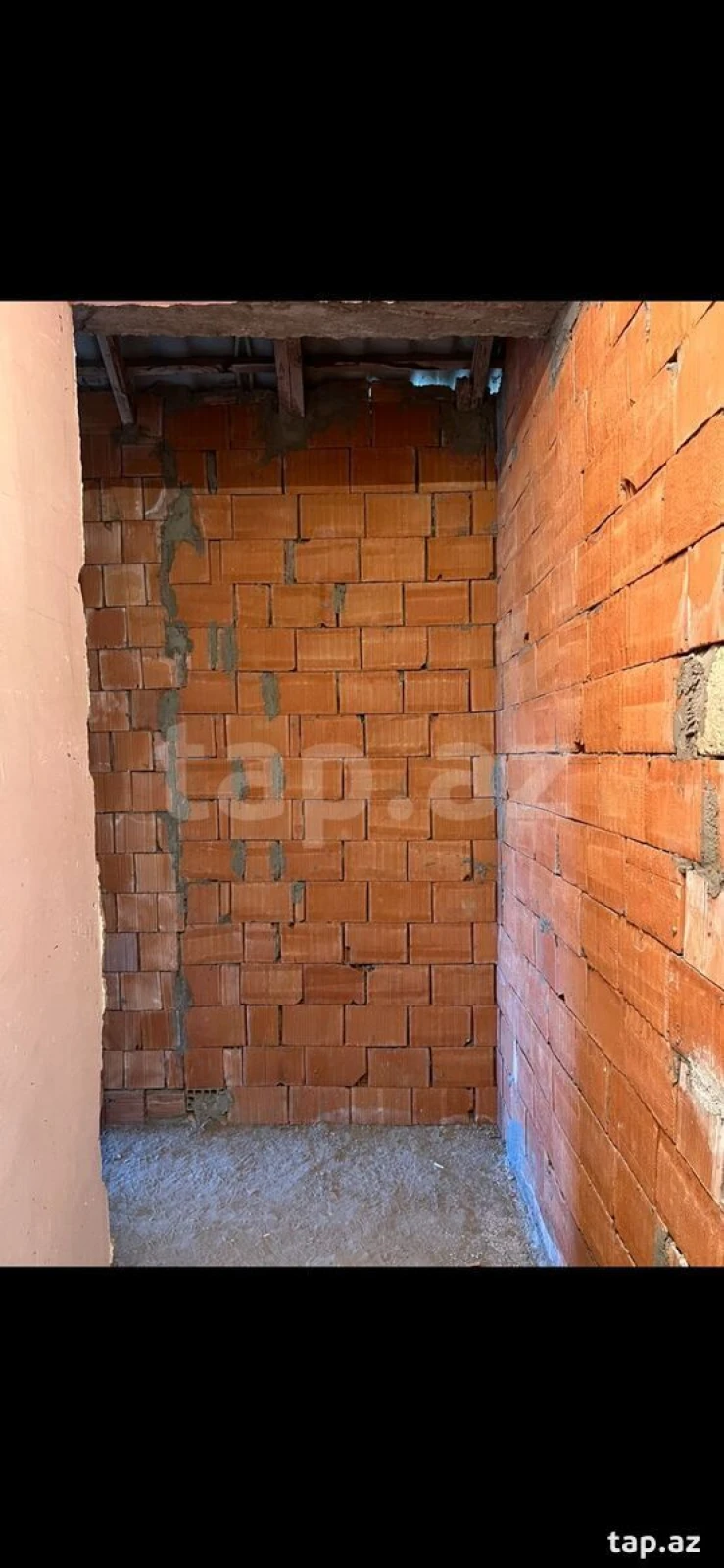 Satılır 3 otaqlı yeni tikili 75 m²