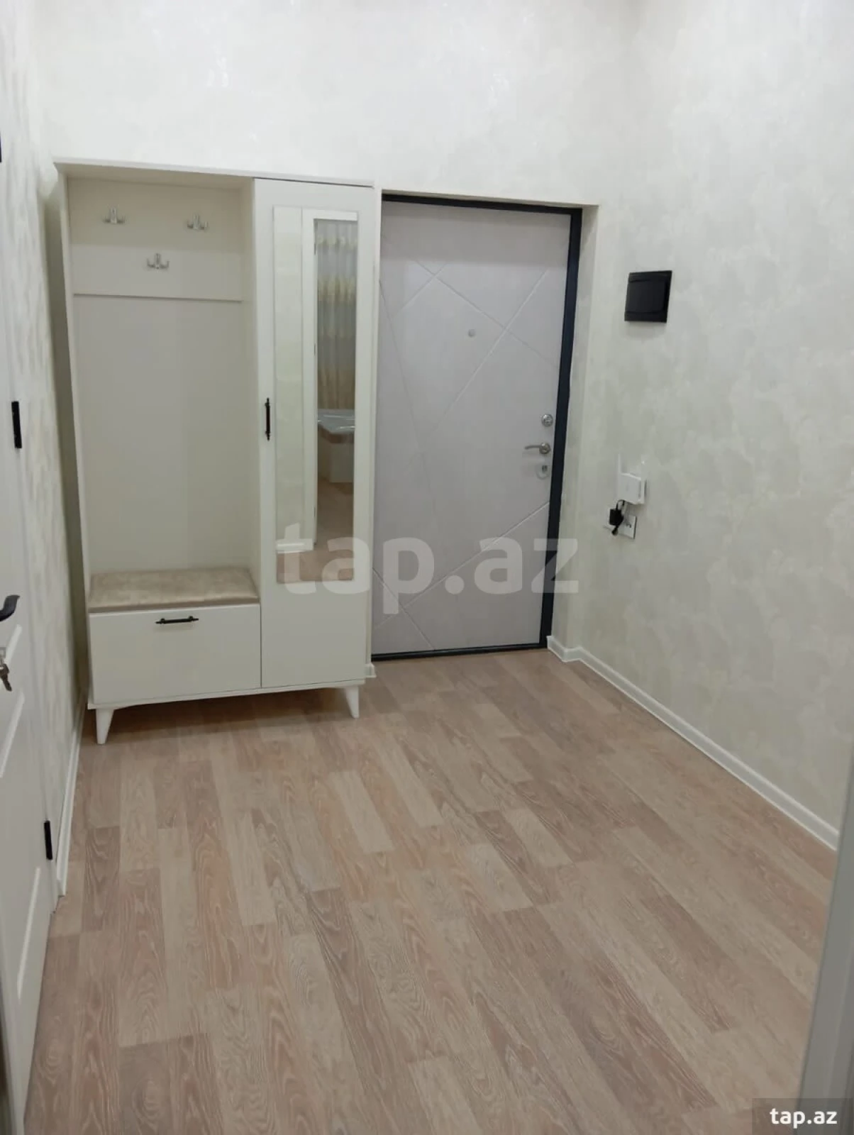 Kirayə verilir 2 otaqlı yeni tikili 58 m²